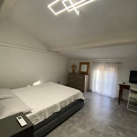 Casa Modna